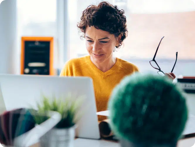 woman working on laptop